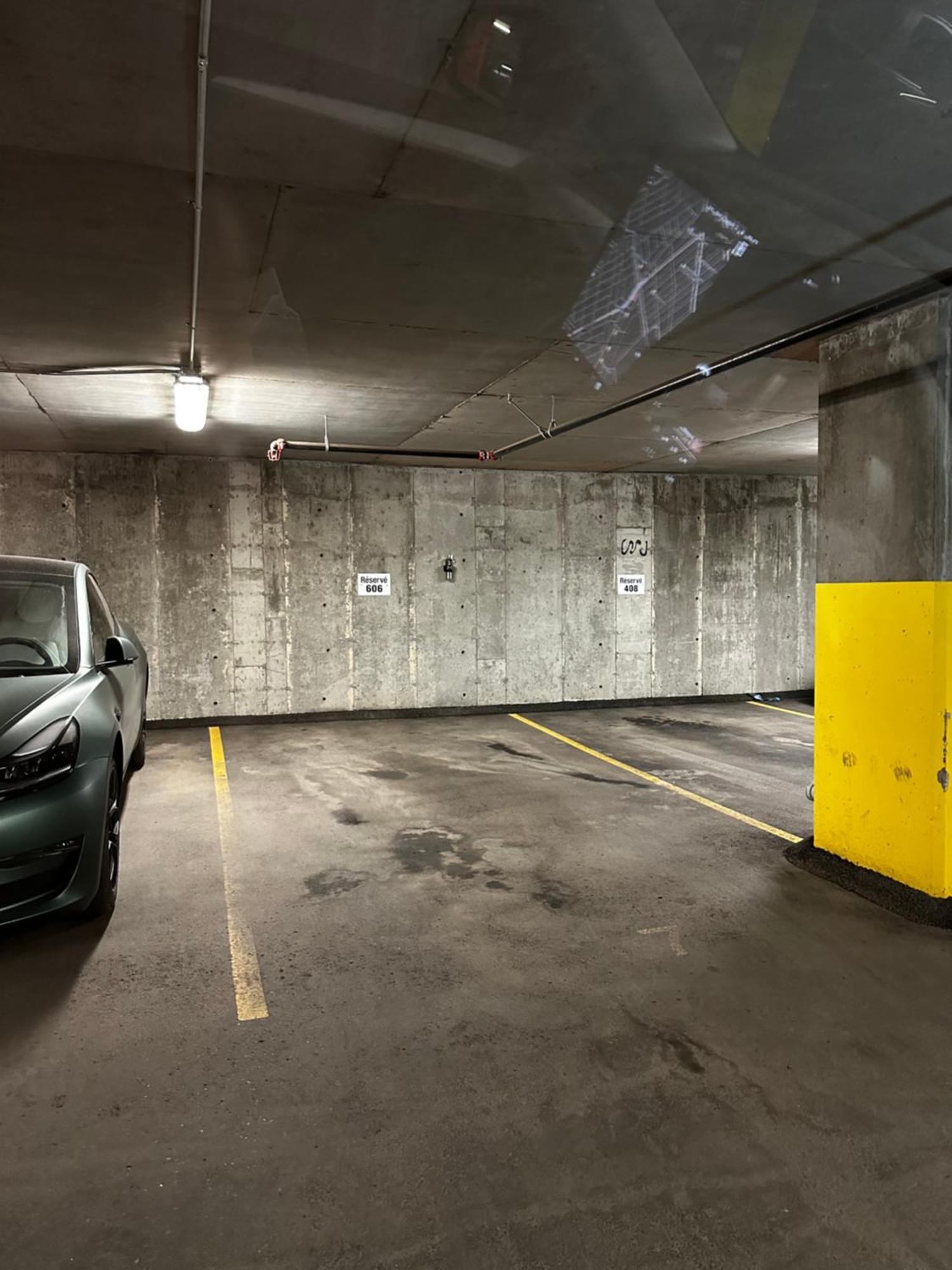 INITIAL / WAVE + Parking / Centre-Ville de Quebec Extérieur photo